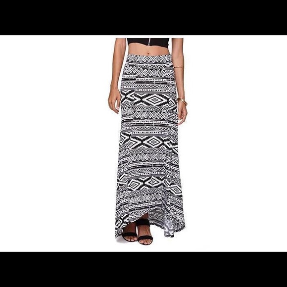 NOLLIE TRIBAL HI-LOW FLOWY MAXI hi/lo LONG SKIRT