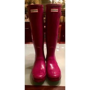 Hunter Tall Gloss Rain Boots- Violet