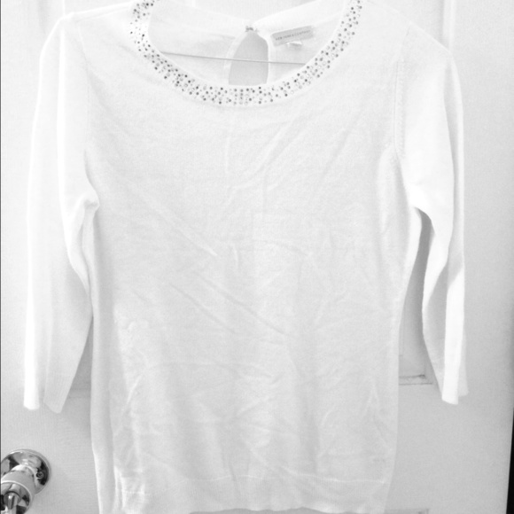 Winter white sweater with sparkle collar