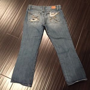 BKE crops size 28