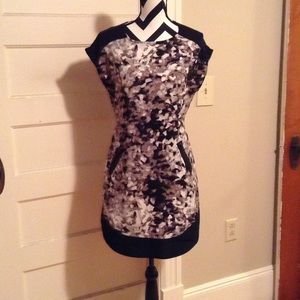 Mossimo dress with pockets