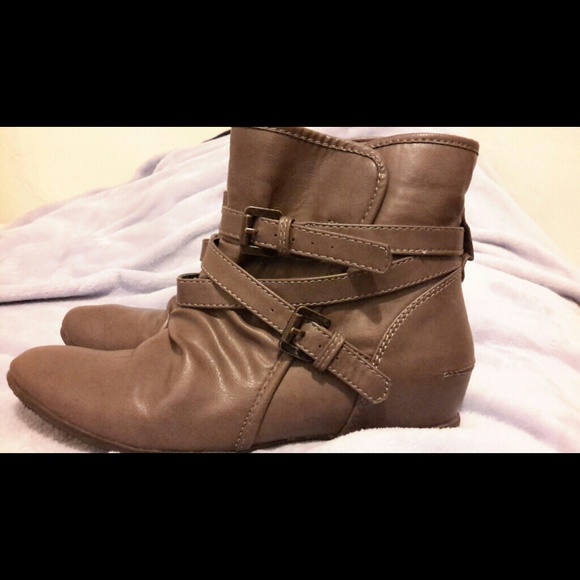 Ankle boots