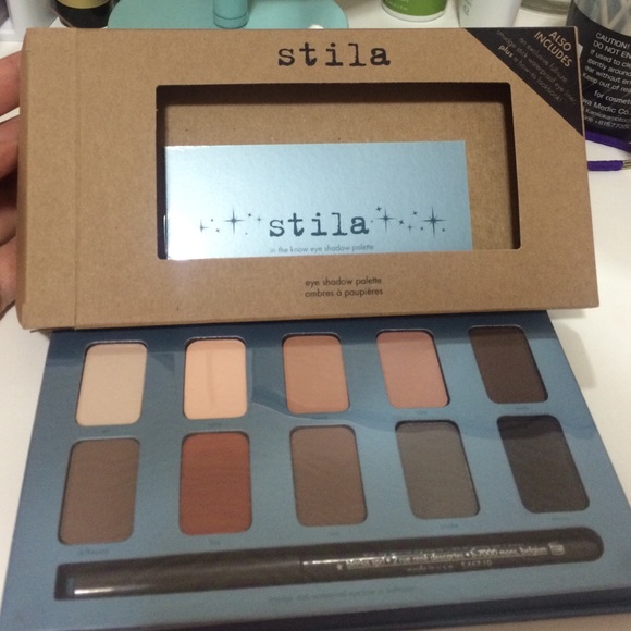 Stila Other - NIB Stila in the know eyeshadow palette 10 matte