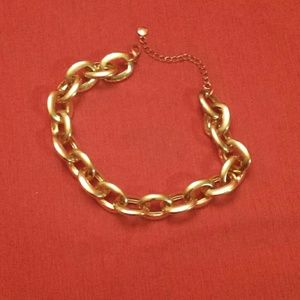 Gold choker necklace