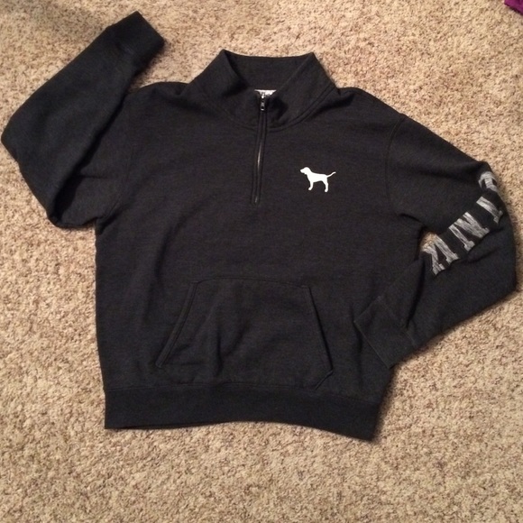 A quarter zip sweatshirt.