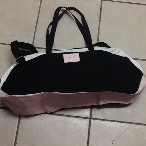 New vs weekender bag