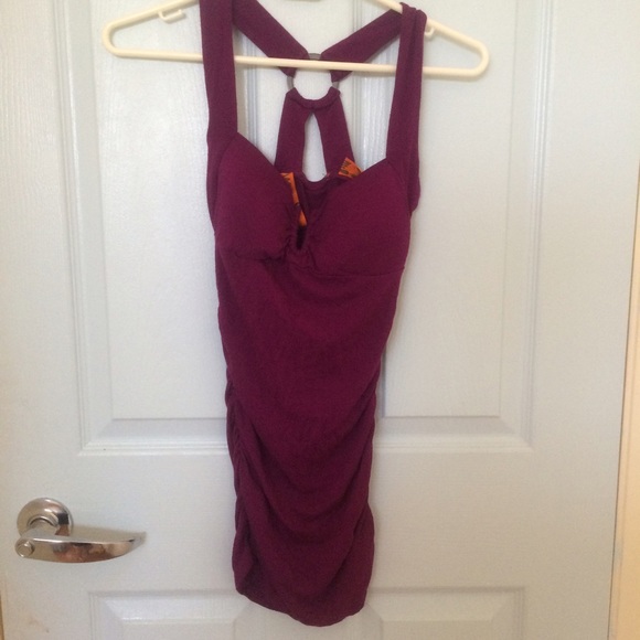 Wyl purple cut out top