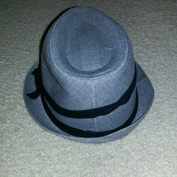 Hat - Picture 2 of 3