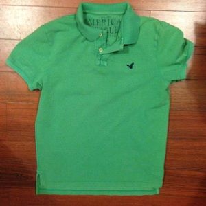 American Eagle men's shirt. Size medium