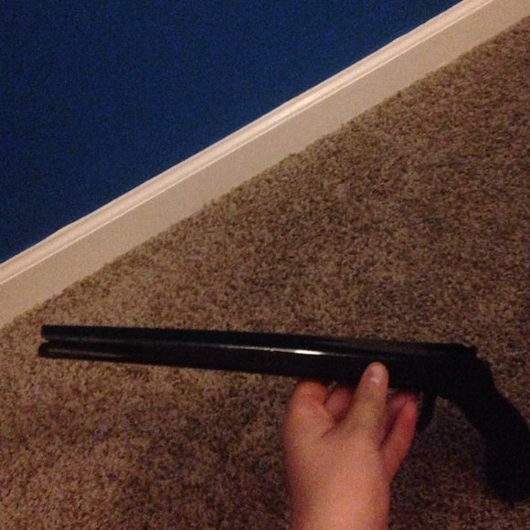 A rubber band shooter