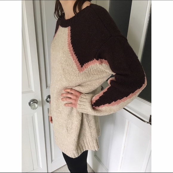 NWT {Urban Outfitters} Oversized Sweater - Picture 5 of 8
