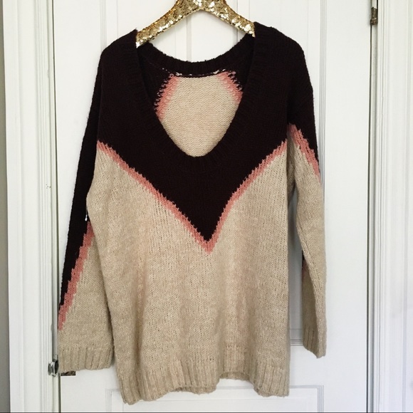 NWT {Urban Outfitters} Oversized Sweater - Picture 4 of 8