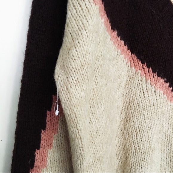 NWT {Urban Outfitters} Oversized Sweater - Picture 6 of 8