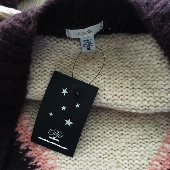 NWT {Urban Outfitters} Oversized Sweater - Picture 8 of 8