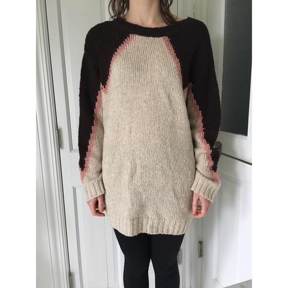 NWT {Urban Outfitters} Oversized Sweater - Picture 2 of 8