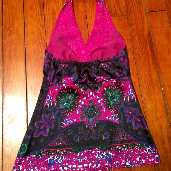 Halter Top - Picture 3 of 4