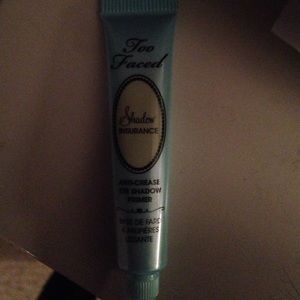 Twofaced Shadow Primer