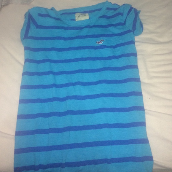 Hollister pocket tee