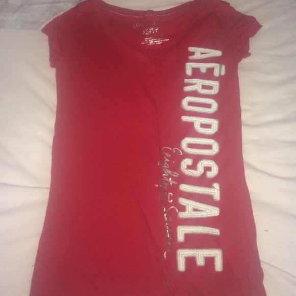 Aeropostale t shirt