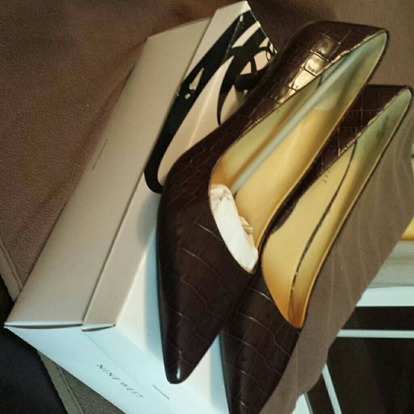 Nine west pumps - Picture 2 of 4
