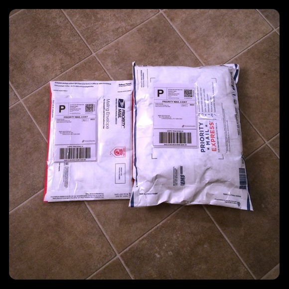 Shipping in the morning 😎📦📬