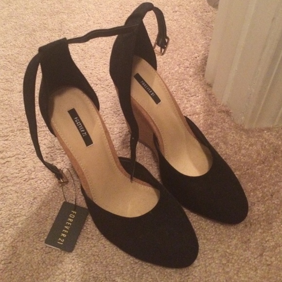 Adorable forever 21 wedges