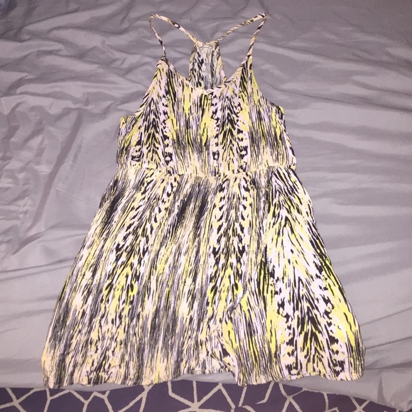 Tribal print tulip skirt dress - Picture 2 of 4