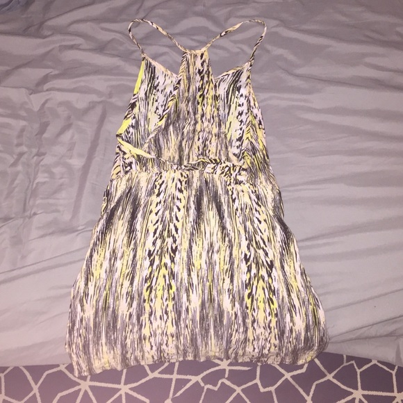 Tribal print tulip skirt dress - Picture 3 of 4