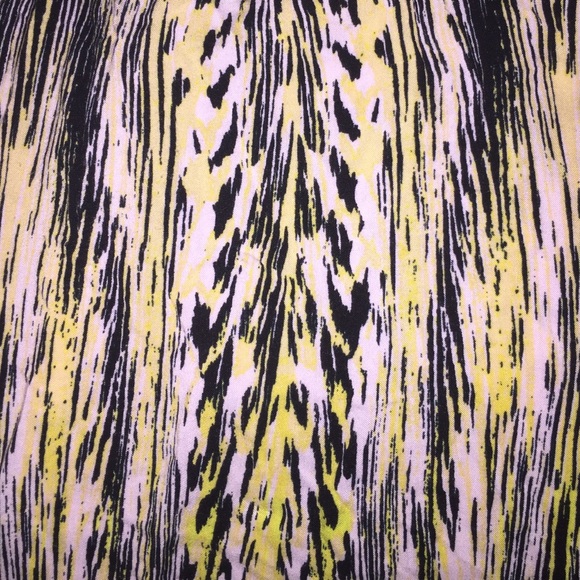 Tribal print tulip skirt dress - Picture 4 of 4