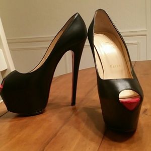 Christian Louboutin Black Highness 160