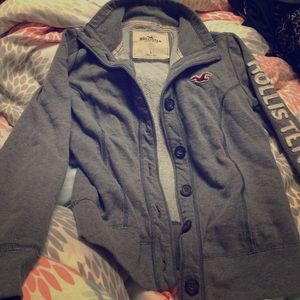 Super comfy gray hollister button up sweatshirt !