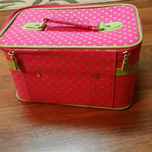 Hot pink and lime green kit. - Picture 3 of 3