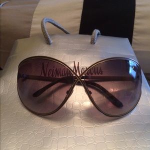 Tom ford sunglasses w case and cloth on hold
