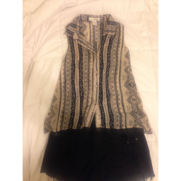 Sleeveless Chiffon Button Down