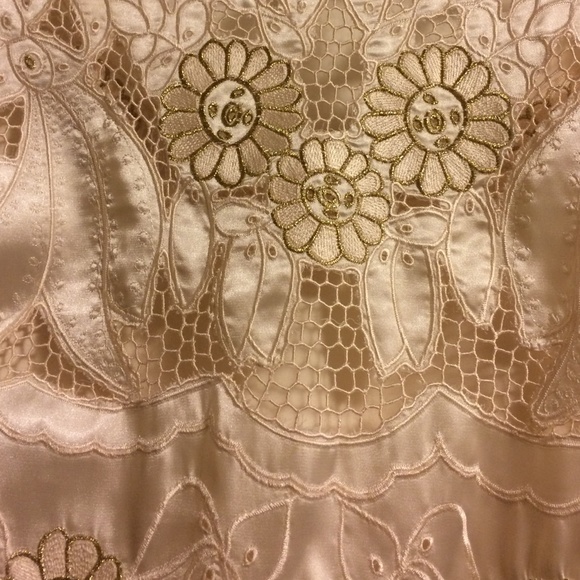 Lace top - Picture 3 of 3