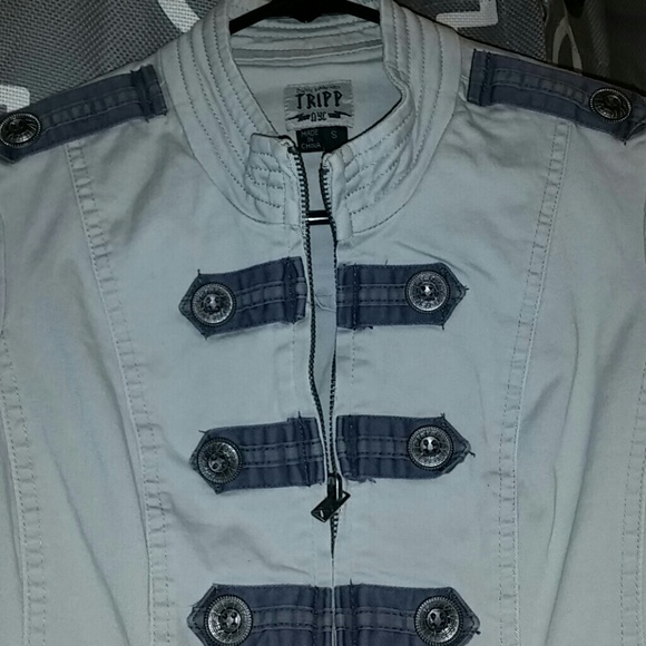 Jacket - Picture 2 of 4