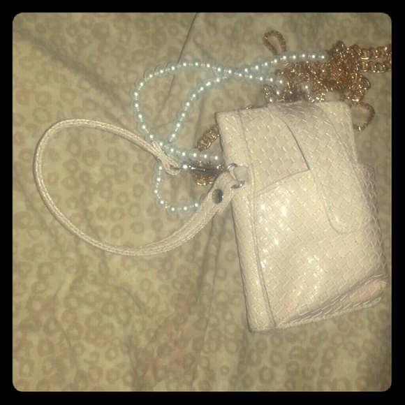 Wallet/Phone case wristlet