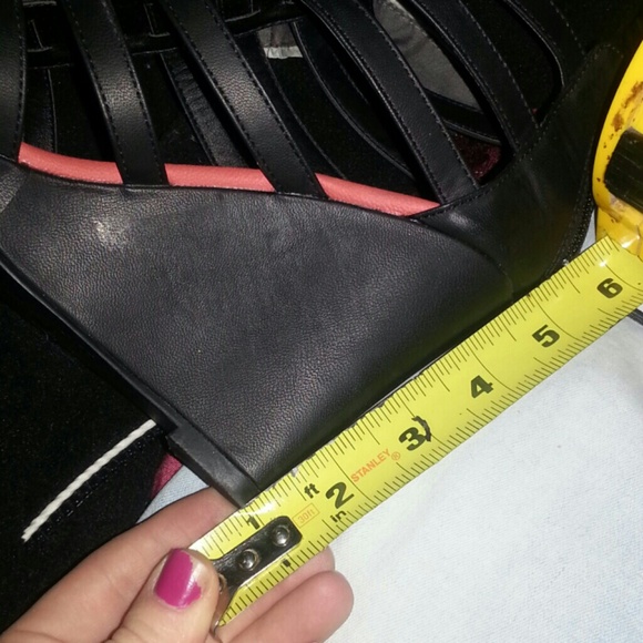 SOLD New Never Worn Wedges - Picture 3 of 4