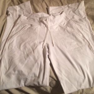 Emilygrin white pants (: