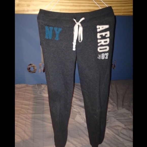 Aero grey sweatpants - Picture 1 of 2