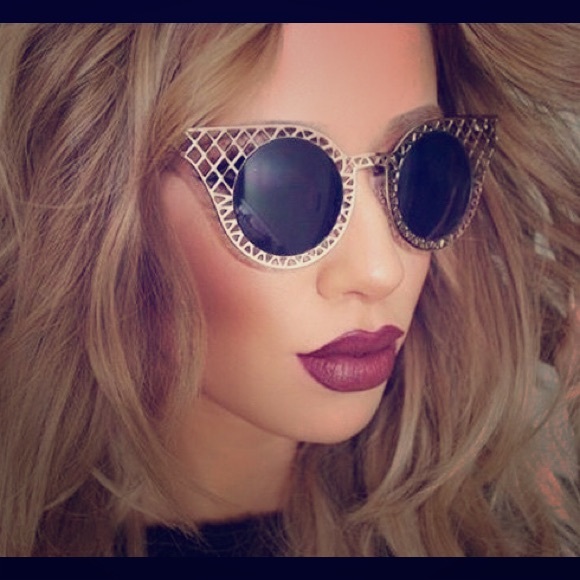 Urban Outfitters Accessories - sunglasses brand new!!