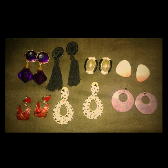 Vintage earrings 7 sets two on right are for pierc