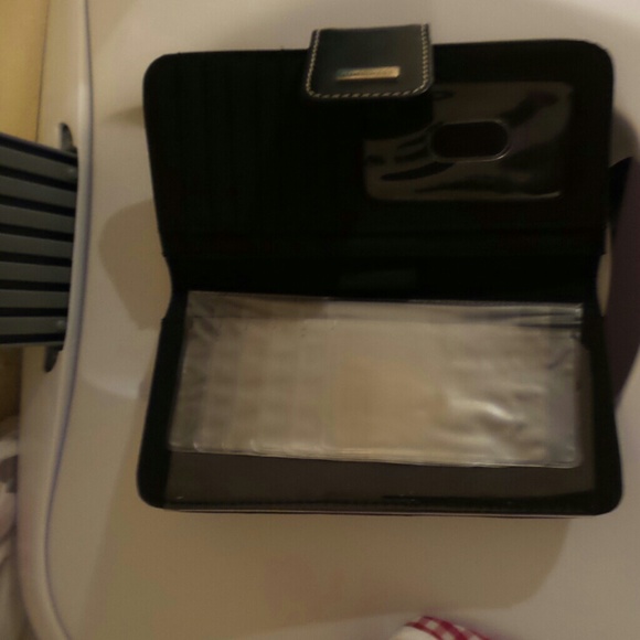 Wallet - Picture 2 of 3