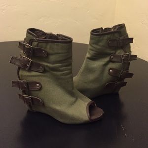 COCONUTS Peep Toe Wedge Booties