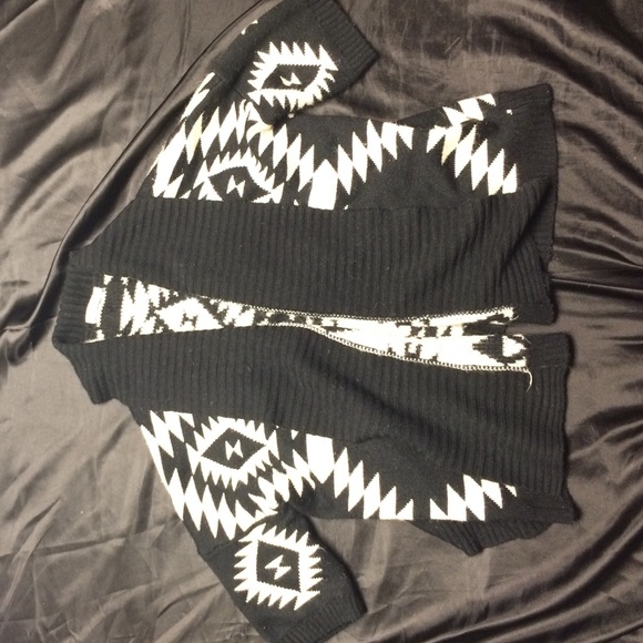 Tribal print cardigan