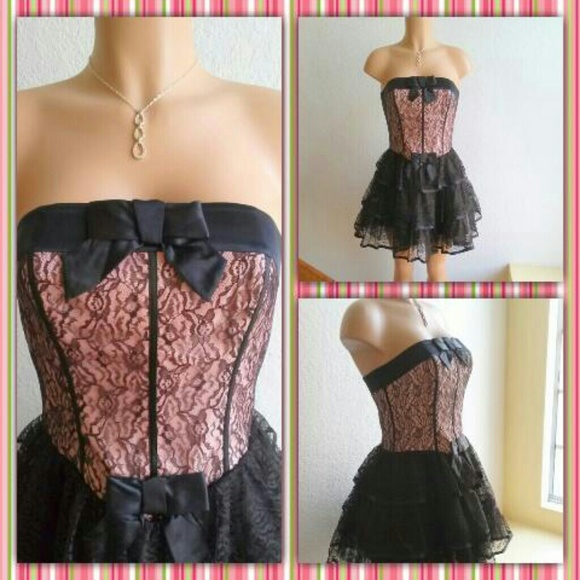 BETSY JOHNSON PINK/BLCK LACE DRESS - Picture 2 of 4