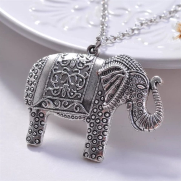 Necklace long Elephant Silver Plated
