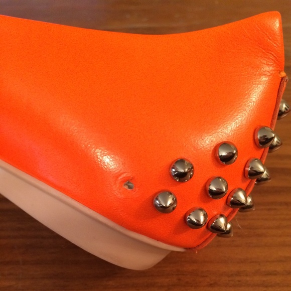MCQ Alexander McQueen Studded Neon Leather Flats - Picture 4 of 4