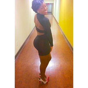 Bodycon. Back Cut Out.