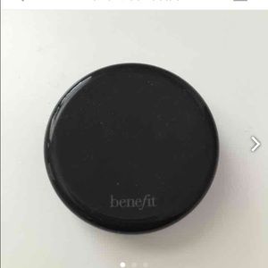 Benefit concealer